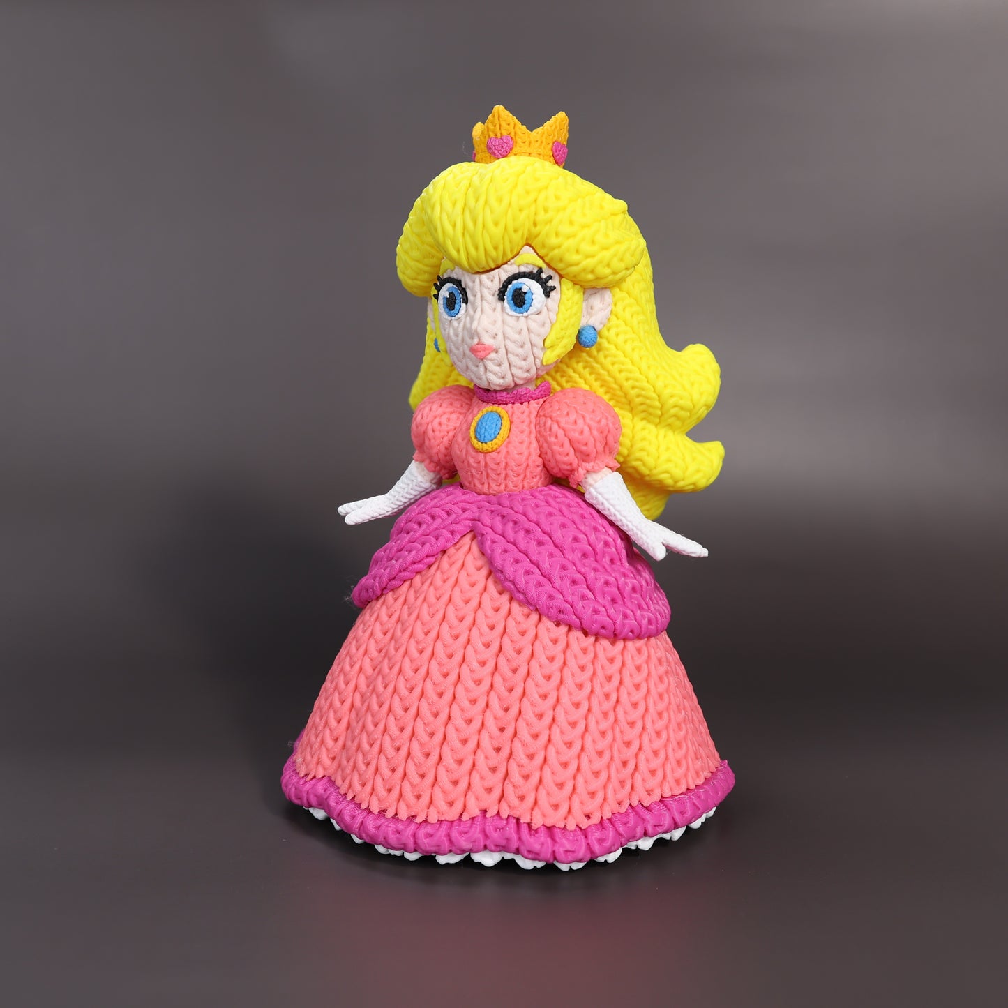 Pupazzo Principessa Peach effetto knitted – Figure decorativa stampata in 3D