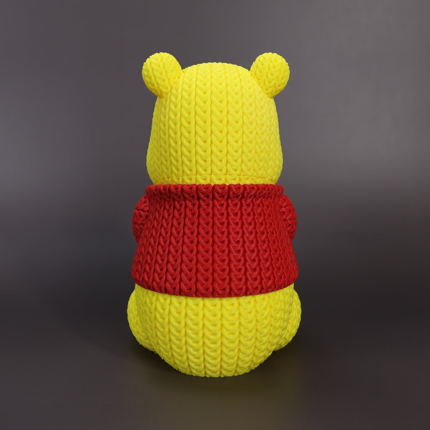 Pupazzo Winnie the Pooh effetto knitted – Figure decorativa stampata in 3D