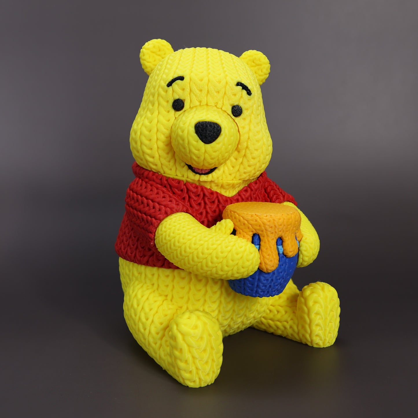 Pupazzo Winnie the Pooh effetto knitted – Figure decorativa stampata in 3D