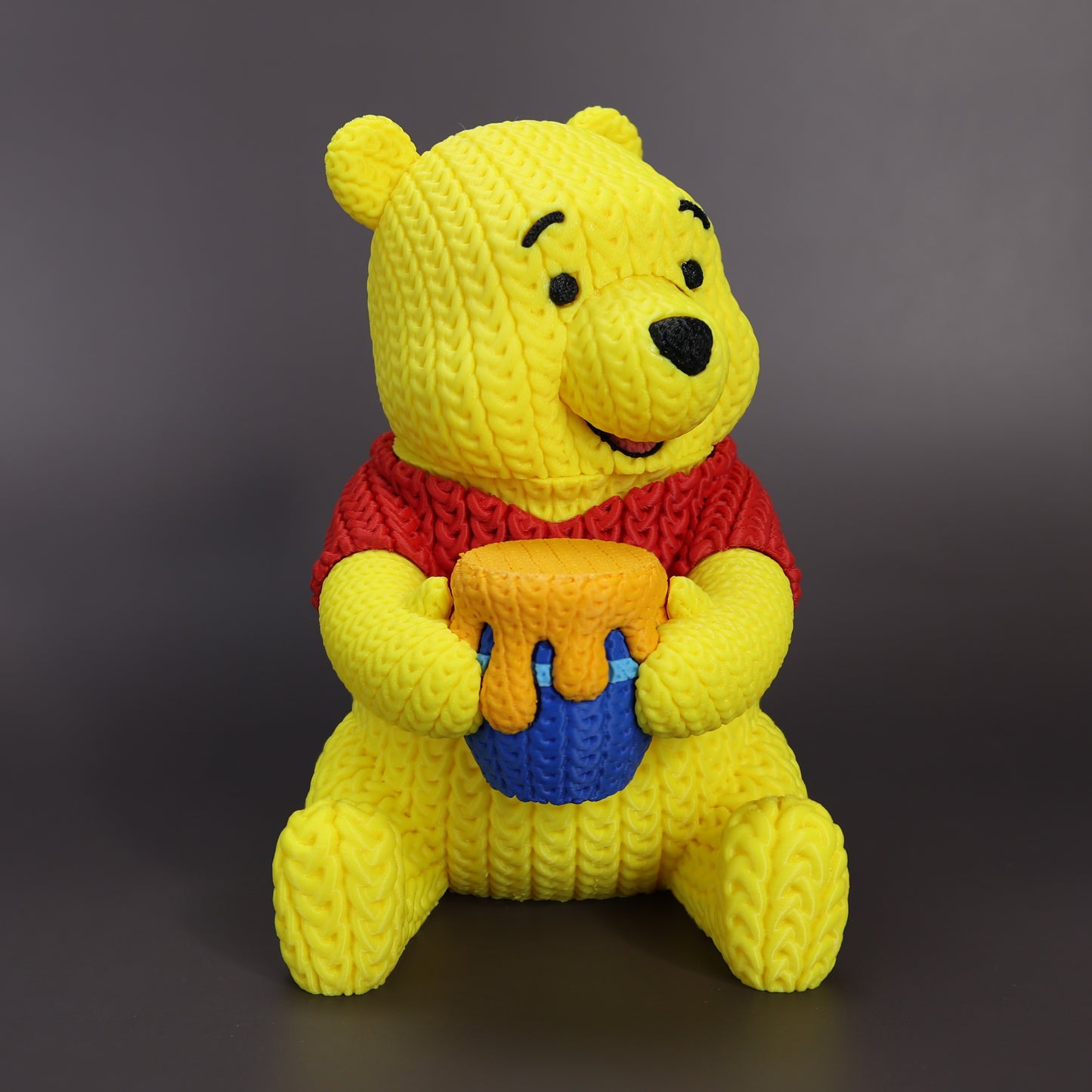 Pupazzo Winnie the Pooh effetto knitted – Figure decorativa stampata in 3D