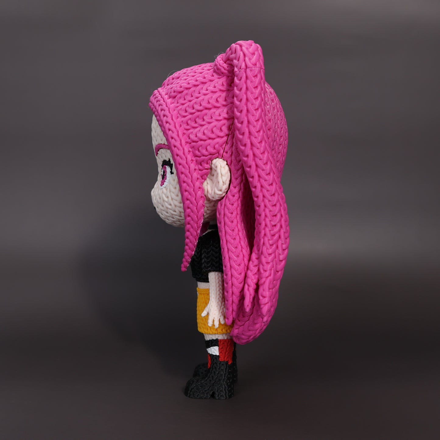Pupazzo Mira effetto knitted – Figure decorativa stampata in 3D
