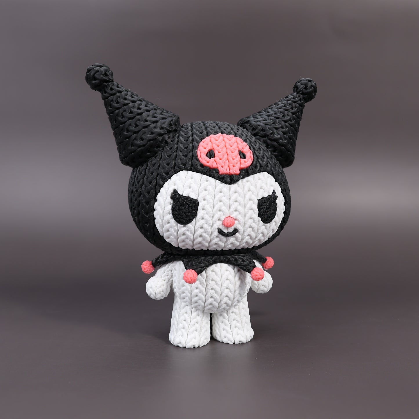 Pupazzo Kuromi effetto knitted – Figure decorativa stampata in 3D