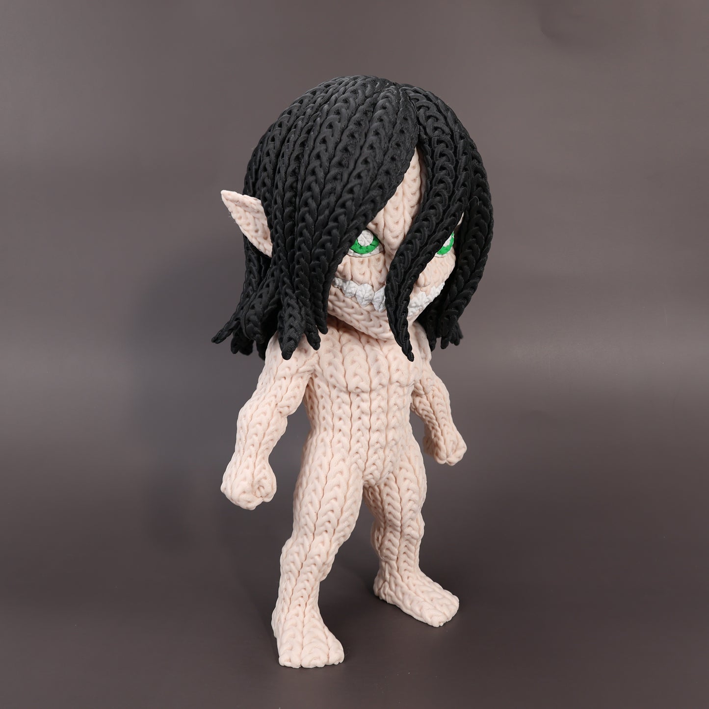 Pupazzo Eren Jaeger Titano effetto knitted – Figure decorativa stampata in 3D