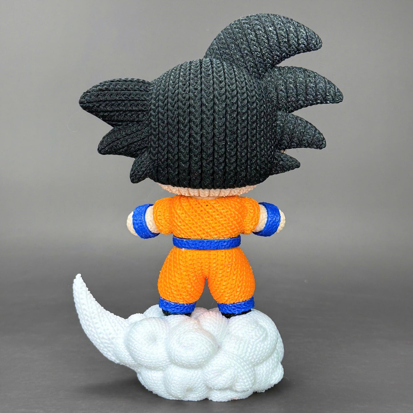 Pupazzo Goku effetto knitted – Figure decorativa stampata in 3D
