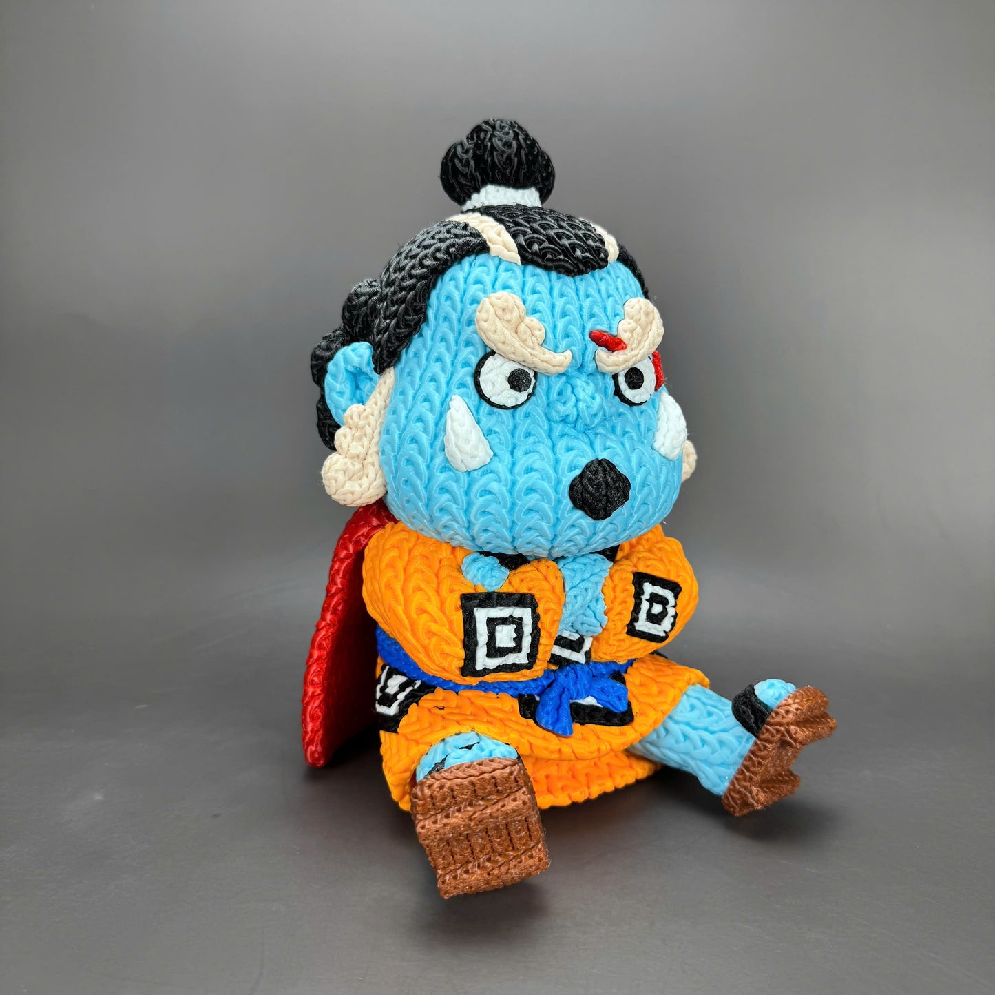 Pupazzo Jinbe effetto knitted – Figure decorativa stampata in 3D