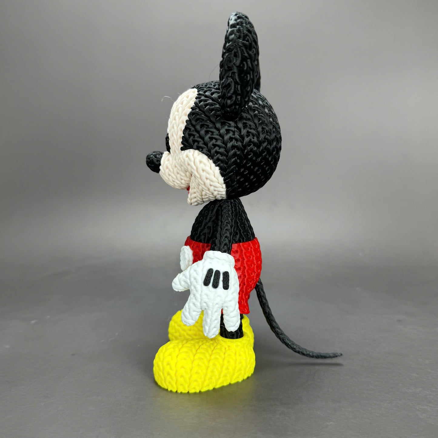 Pupazzo Topolino effetto knitted – Figure decorativa stampata in 3D